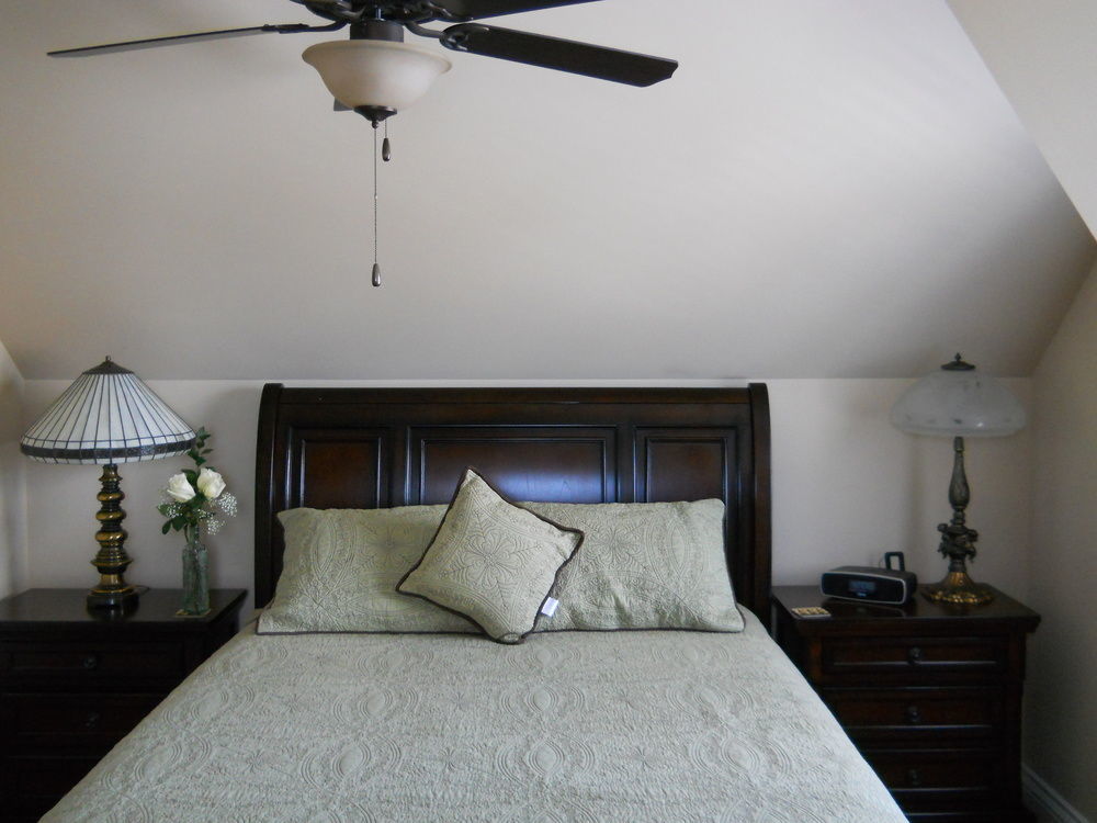 Wenzler'S Landing B&B Wheatley Bagian luar foto